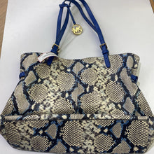 Load image into Gallery viewer, Michael Kors Embossed bag
