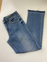 Load image into Gallery viewer, Pilcro high rise flare jeans 27
