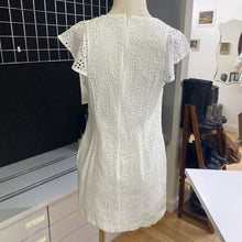 Load image into Gallery viewer, Banana Republic eyelet dress 8
