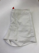 Load image into Gallery viewer, Saks fifth Ave seam detail shorts 14
