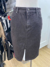 Load image into Gallery viewer, Escada denim skirt 40
