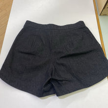 Load image into Gallery viewer, Eve Lavoie pleated denim shorts L
