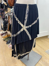 Load image into Gallery viewer, Kaliyana skirt S/M
