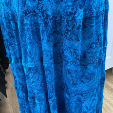 Load image into Gallery viewer, Jones &amp; Co lined maxi dress 16
