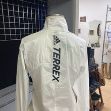 Load image into Gallery viewer, Adidas WIND.RDY light jacket NWT S
