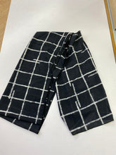 Load image into Gallery viewer, Sympli Georgette scarf NWT
