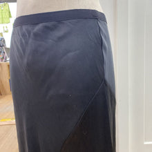 Load image into Gallery viewer, Anine Bing silk skirt M
