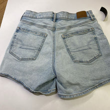 Load image into Gallery viewer, American Eagle Relaxed denim shorts 8
