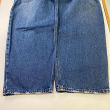 Load image into Gallery viewer, MM6 Maison Margiela barrel jeans 40-fits XS
