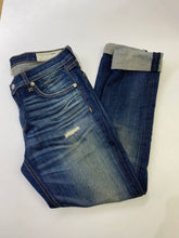 Load image into Gallery viewer, Rag &amp; Bone The Dre jeans 28
