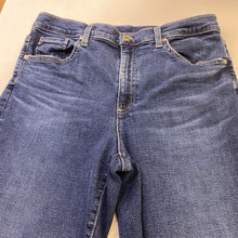 Load image into Gallery viewer, AG Jeans Brinley Mid rise straight jeans 30
