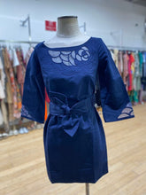 Load image into Gallery viewer, Lilly Pulitzer dress 2
