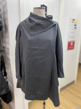 Load image into Gallery viewer, All Saints flowy coat 0
