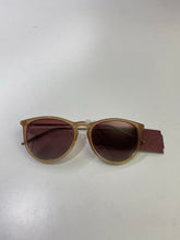 Load image into Gallery viewer, Pilgrim polarized sunglasses
