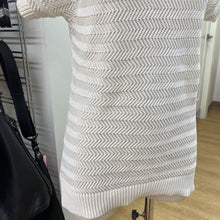 Load image into Gallery viewer, Ellen Tracy open knit sweater M
