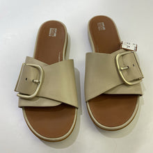 Load image into Gallery viewer, FITFLOP slides 10
