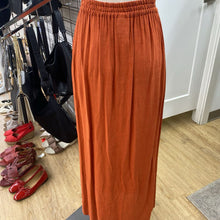 Load image into Gallery viewer, Kaliyana linen/blend maxi skirt S
