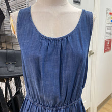 Load image into Gallery viewer, Talbots chambray dress 4
