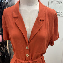 Load image into Gallery viewer, Wilfred belted dress L
