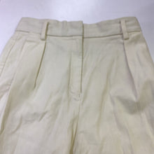Load image into Gallery viewer, Babaton plaid pleated shorts 8 (they looks small)
