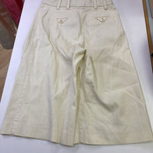 Load image into Gallery viewer, Babaton plaid pleated shorts 8 (they looks small)
