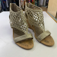 Load image into Gallery viewer, Donald J Pliner woven wedges 8
