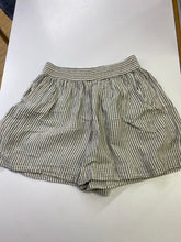 Load image into Gallery viewer, Pokoloko shorts OS (S)
