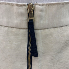 Load image into Gallery viewer, D&amp;G Vintage skirt 40
