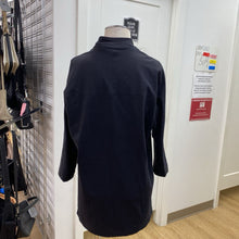 Load image into Gallery viewer, Lululemon jacket S
