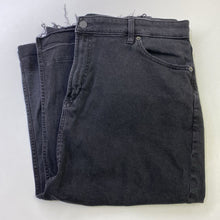 Load image into Gallery viewer, Gap denim midi skirt 20
