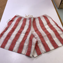 Load image into Gallery viewer, Gap linen shorts NWT XS
