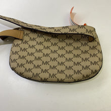 Load image into Gallery viewer, Michael Kors belt bag
