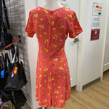 Load image into Gallery viewer, Gap floral dress 6
