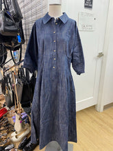 Load image into Gallery viewer, vi.ve.re denim dress 14
