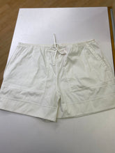 Load image into Gallery viewer, Lululemon tie waist shorts XL
