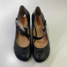 Load image into Gallery viewer, Miz Mooz Petula shoes 8.5
