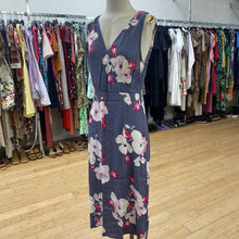 Load image into Gallery viewer, Leith floral midi dress S
