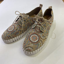Load image into Gallery viewer, Django &amp; Juliette blingy shoes NWOT 40
