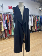Load image into Gallery viewer, Soia Kyo long vest M

