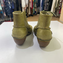 Load image into Gallery viewer, EL Natura Lista leather booties 37
