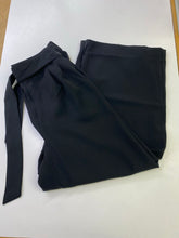 Load image into Gallery viewer, Lululemon bleted pants 8
