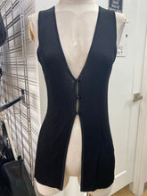 Load image into Gallery viewer, Ten by Aritzia knit top L NWT
