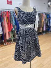 Load image into Gallery viewer, White House Black Market dress 2
