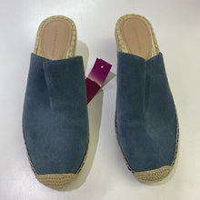 Load image into Gallery viewer, Banana Republic suede espadrille wedges 8
