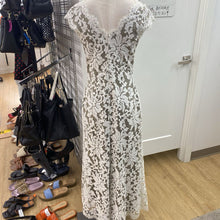Load image into Gallery viewer, Tadashi Shoji evening dress 10

