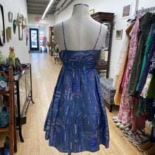 Load image into Gallery viewer, Max &amp; Cleo crinoline lined silk dress 2

