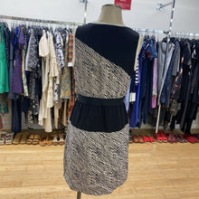 Load image into Gallery viewer, Judith &amp; Charles silk dress 8
