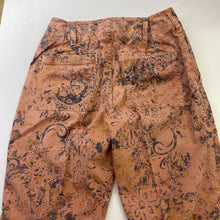 Load image into Gallery viewer, Anthropologie pants 27
