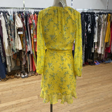 Load image into Gallery viewer, Banana Republic faux wrap dress 10
