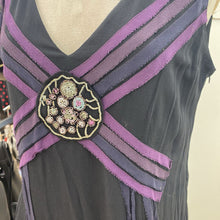 Load image into Gallery viewer, Tristan &amp; Iseut vintage silk dress 10
